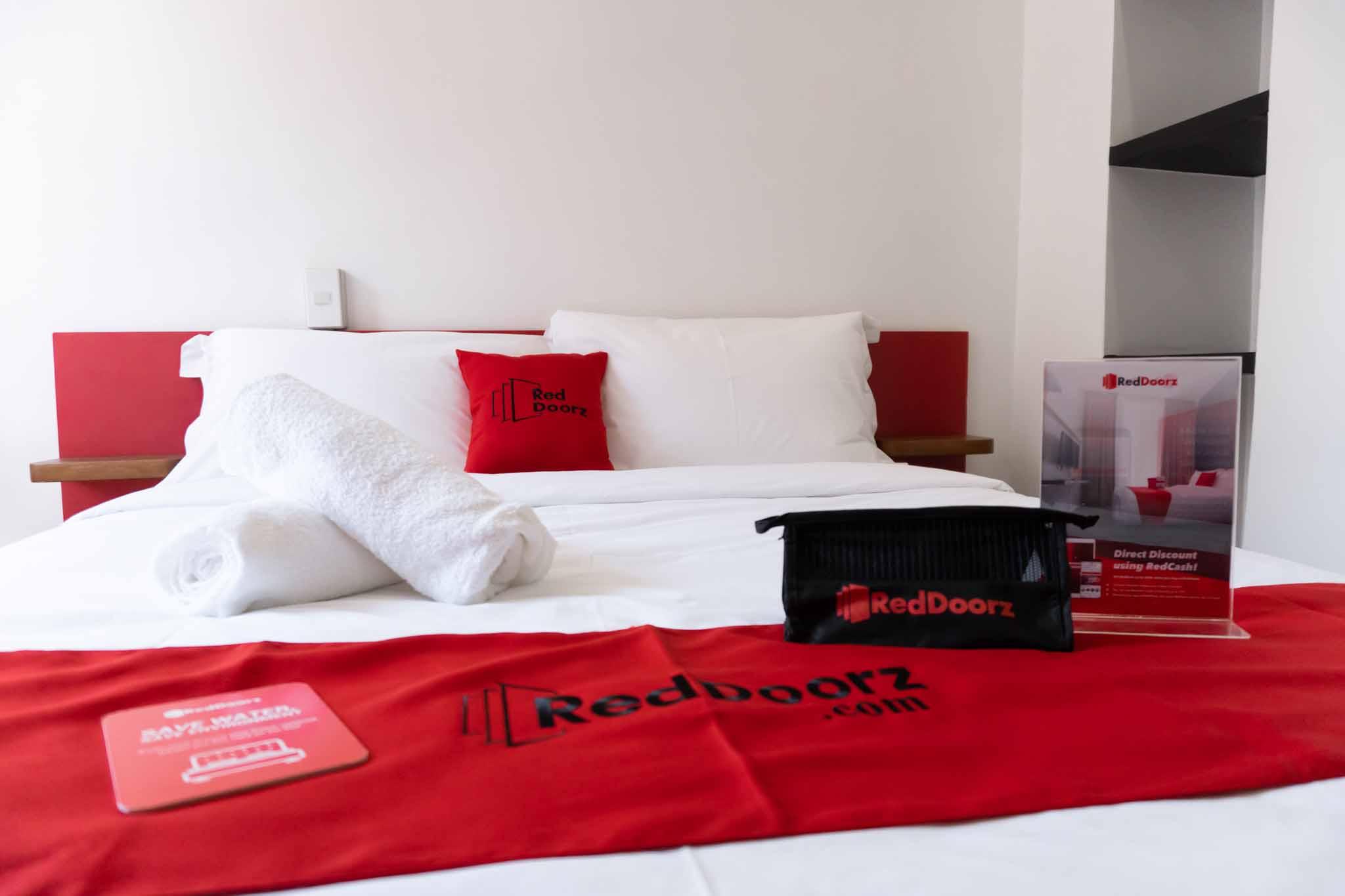 Reddoorz Plus At Mm Hotel Las Pinas Former Reddoorz Plus Near Bamboo Organ Ngoại thất bức ảnh
