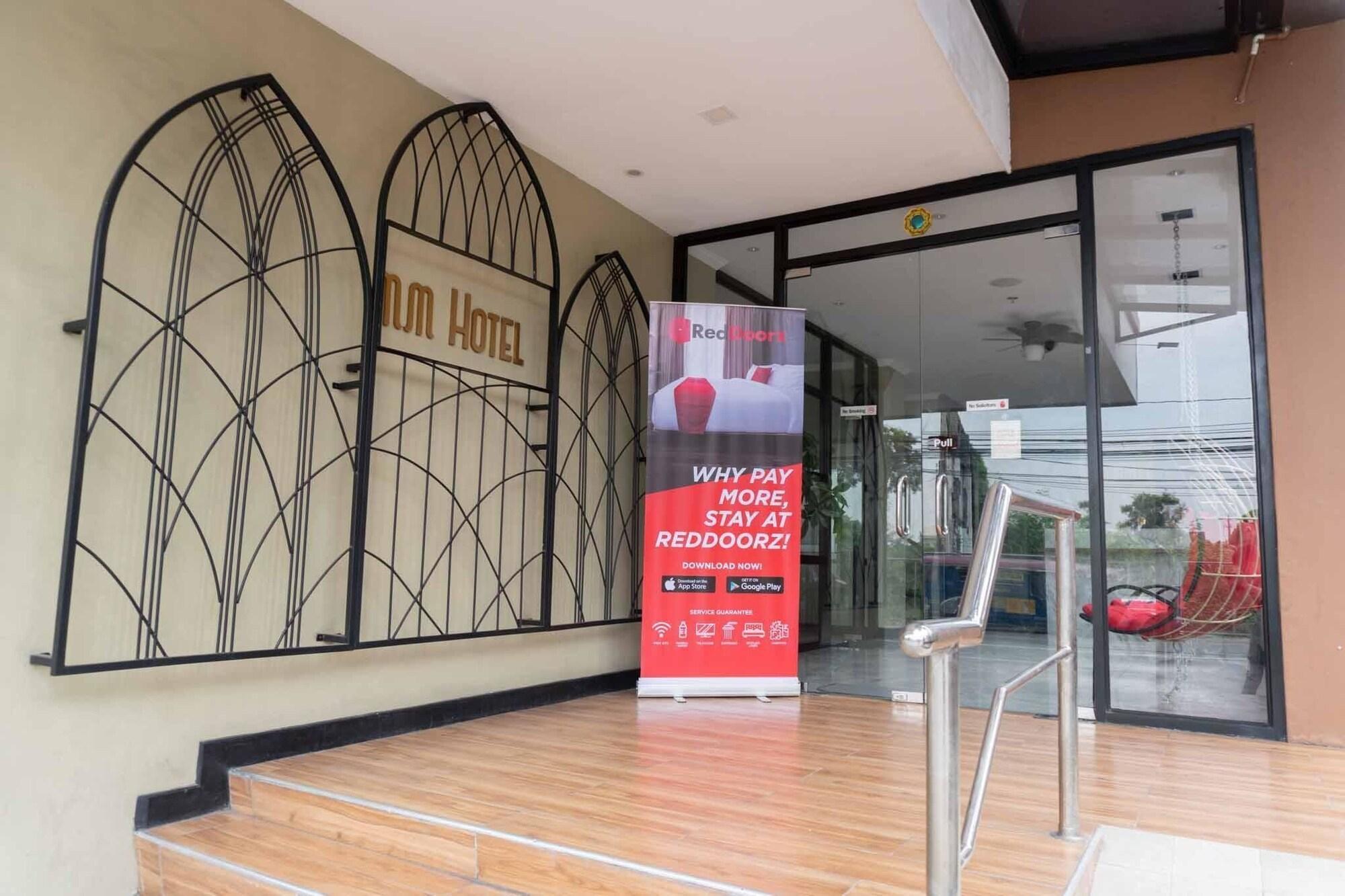 Reddoorz Plus At Mm Hotel Las Pinas Former Reddoorz Plus Near Bamboo Organ Ngoại thất bức ảnh