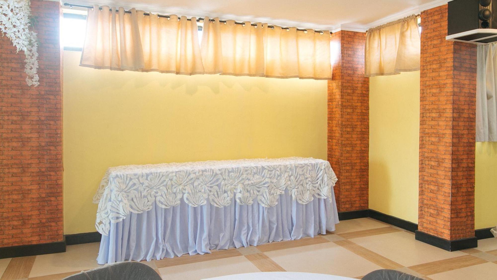 Reddoorz Plus At Mm Hotel Las Pinas Former Reddoorz Plus Near Bamboo Organ Ngoại thất bức ảnh